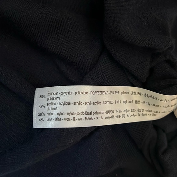 Zara Pull-over collared Sweater 5-Button 3/4 Sleeve fine gauge knit Sz. Med. - Picture 8 of 15